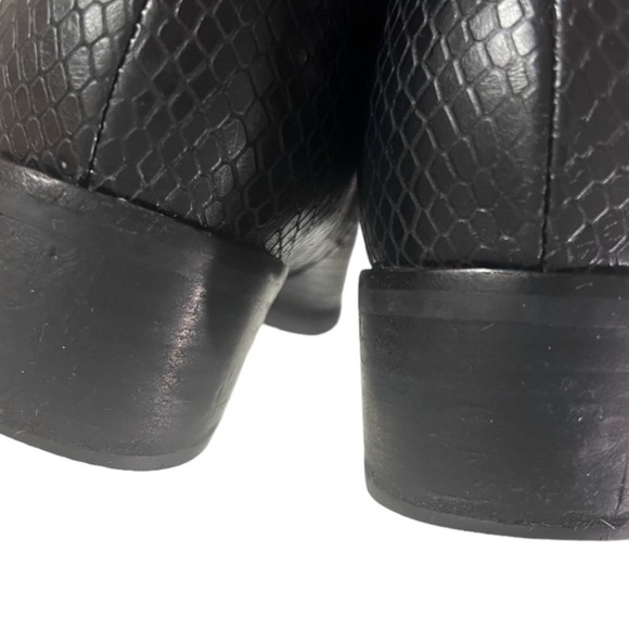 MARC FISHER Pointed Toe Booties - Picture 4 of 4